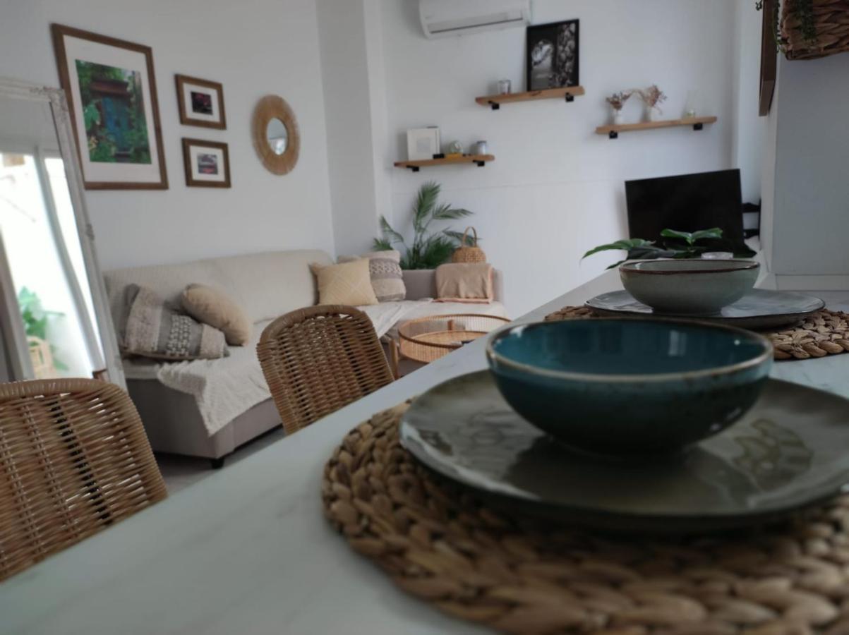 Oasis Con Patio Y Encanto En Centro Apartamento
